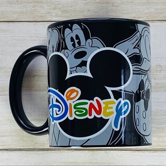 Disney Jerry Leigh Character Sketches Mug NWT - Picture 6 of 11